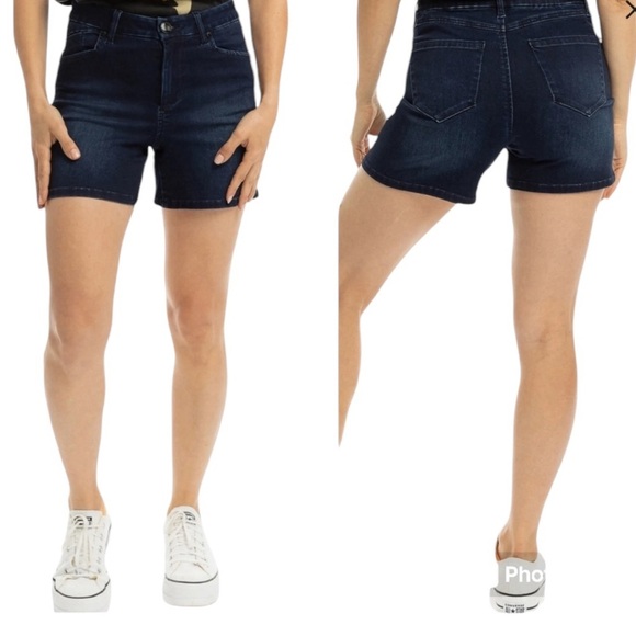 1822 BERMUDA women's denim jean shorts size 4 whiskers medium wash cuffed EUC - Picture 1 of 14